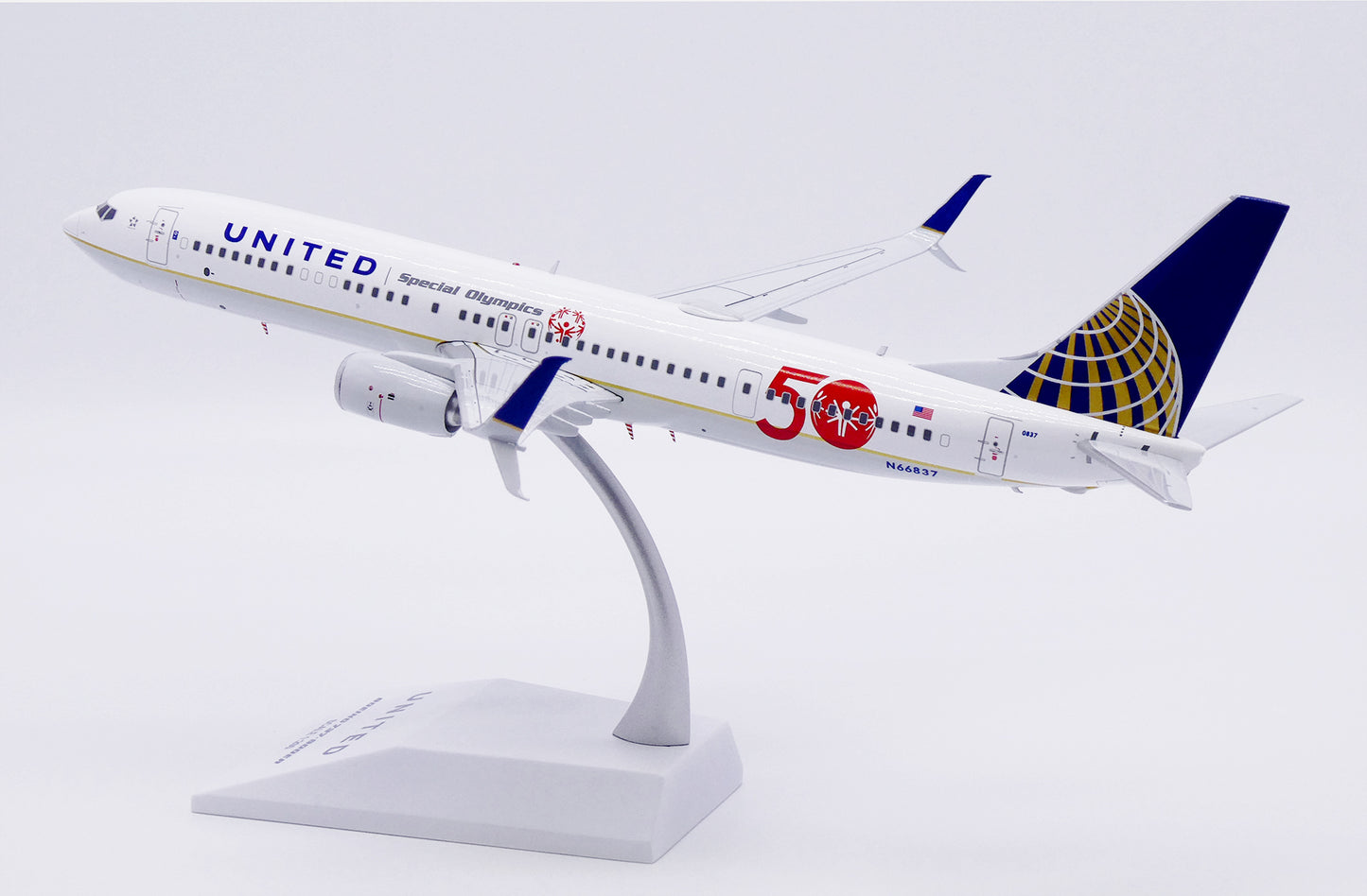 JC WINGS B737-900ER UNITED AIRLINES "SPECIAL OLYMPICS 50" REG: N66837