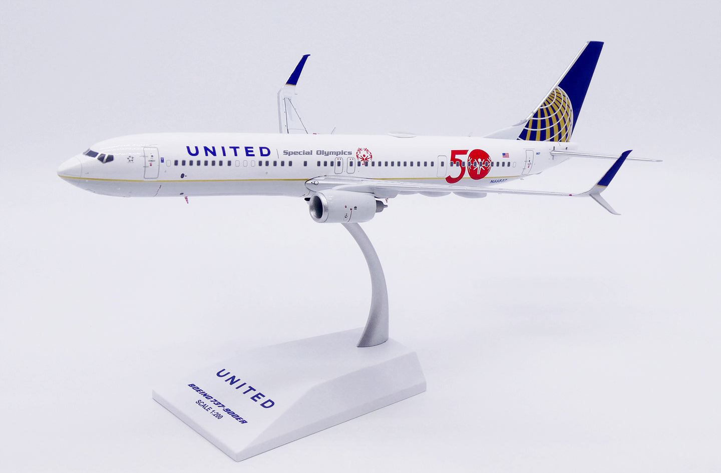 JC WINGS B737-900ER UNITED AIRLINES "SPECIAL OLYMPICS 50" REG: N66837