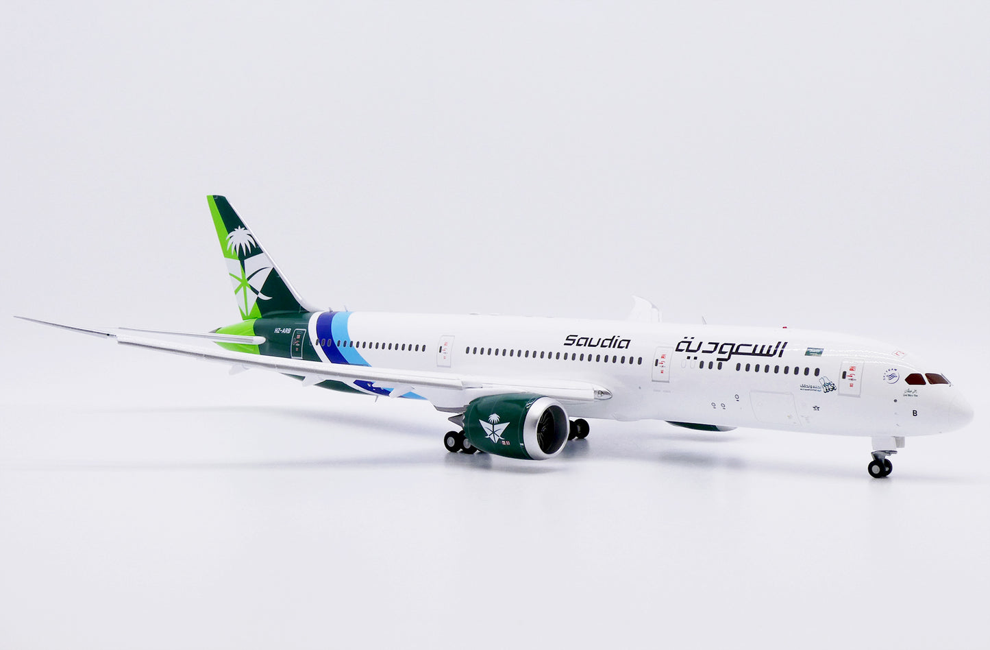 JC WINGS B787-9 DREAMLINER SAUDI ARABIAN AIRLINES "94TH NATIONAL DAY" (FLAPS DOWN) REG: HZ-ARB