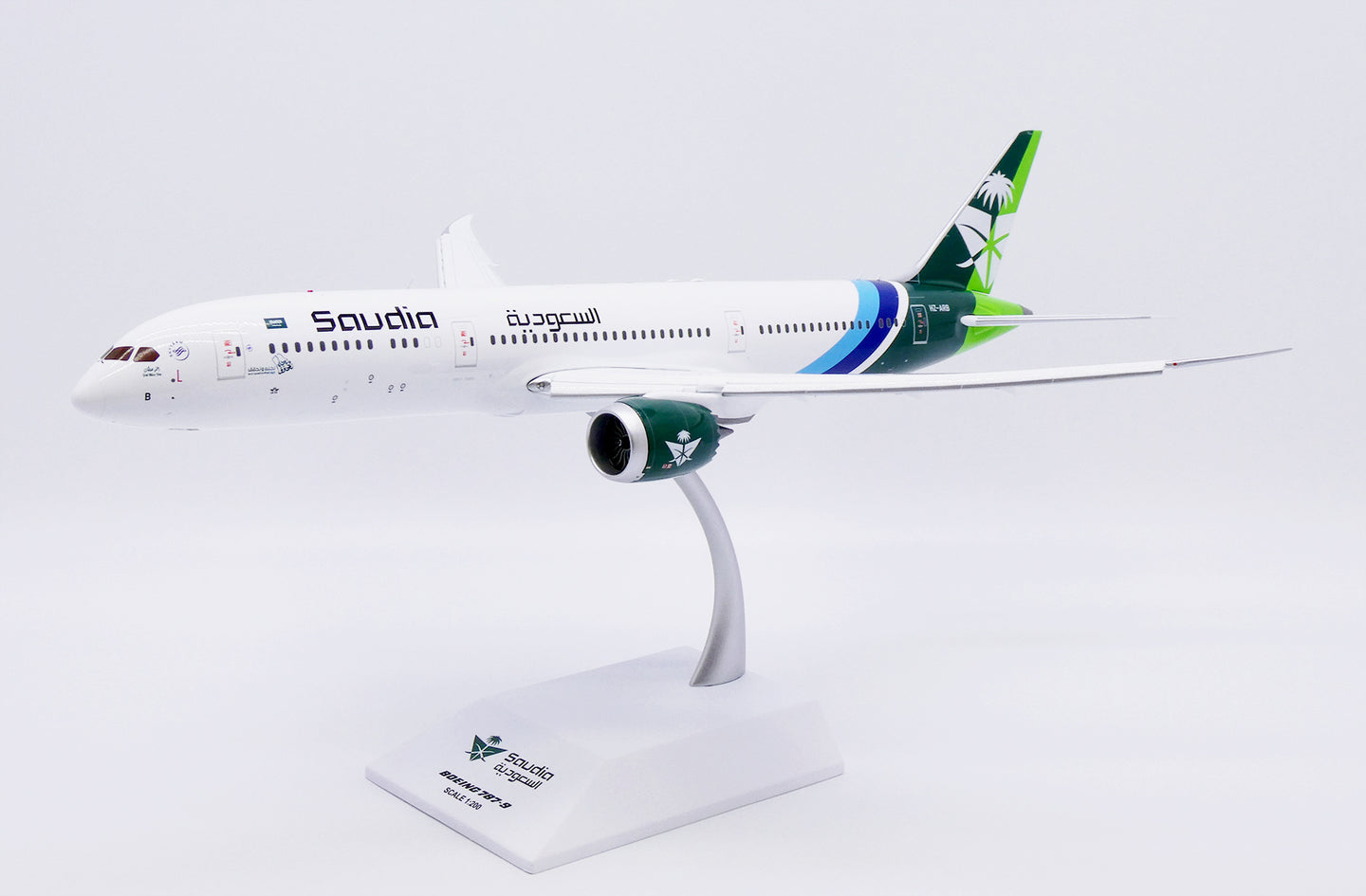 JC WINGS B787-9 DREAMLINER SAUDI ARABIAN AIRLINES "94TH NATIONAL DAY" (FLAPS DOWN) REG: HZ-ARB