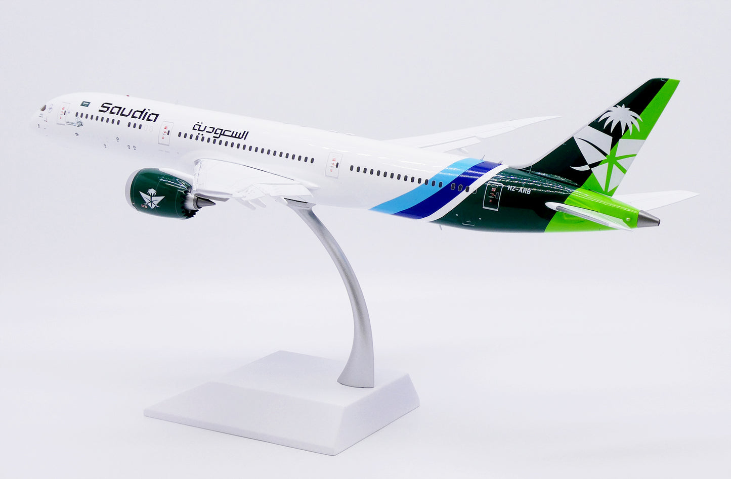 JC WINGS B787-9 DREAMLINER SAUDI ARABIAN AIRLINES "94TH NATIONAL DAY" (FLAPS DOWN) REG: HZ-ARB