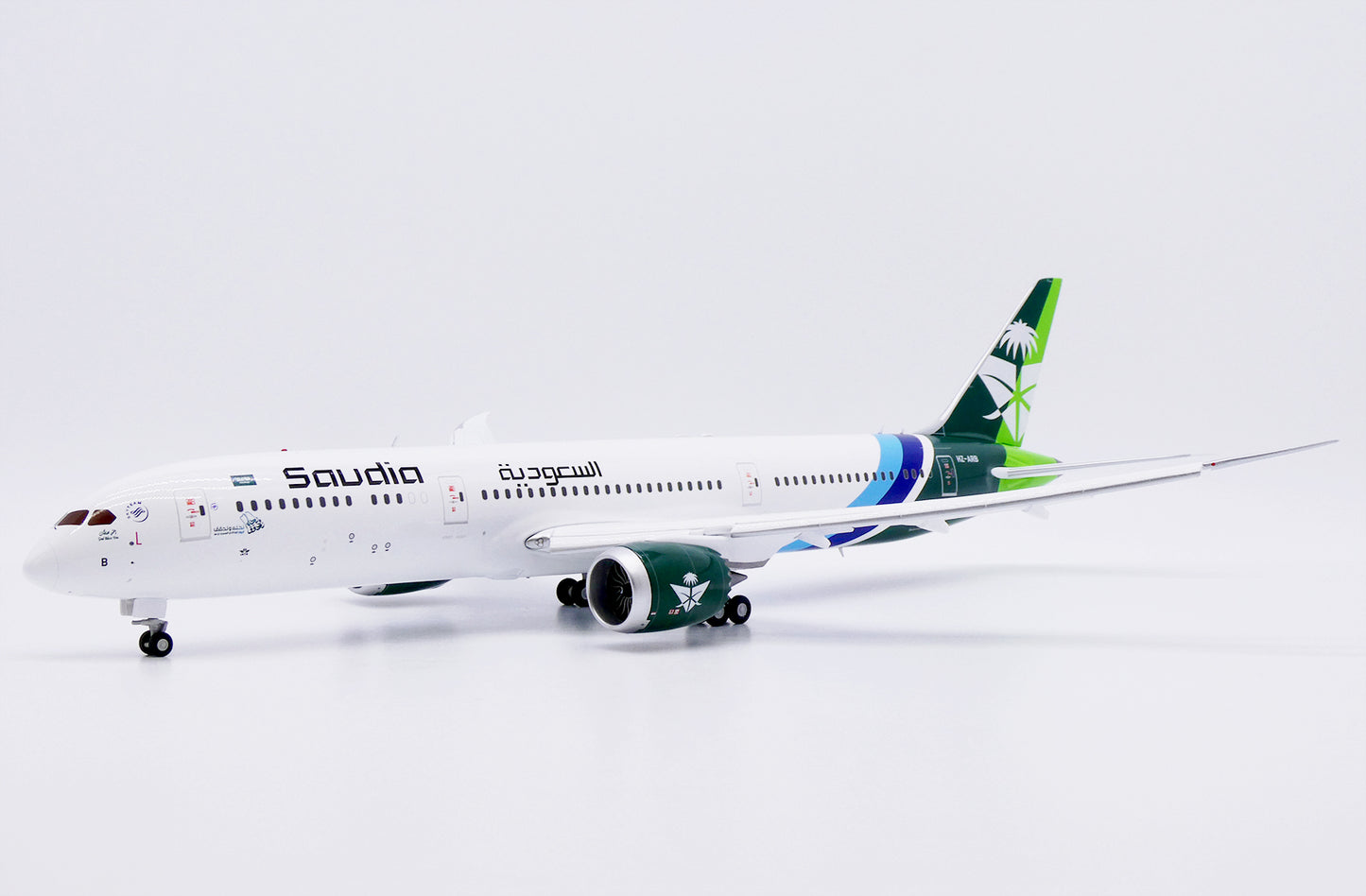 JC WINGS B787-9 DREAMLINER SAUDI ARABIAN AIRLINES "94TH NATIONAL DAY" (FLAPS DOWN) REG: HZ-ARB