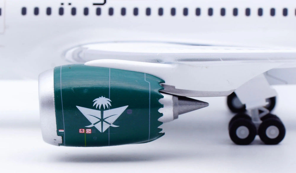 JC WINGS B787-9 DREAMLINER SAUDI ARABIAN AIRLINES "94TH NATIONAL DAY" REG: HZ-ARB