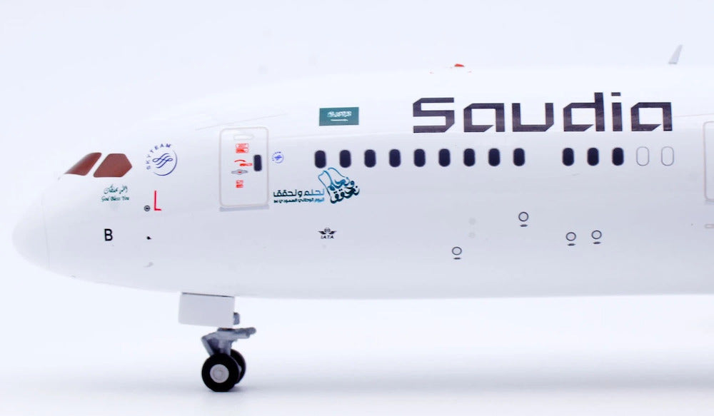 JC WINGS B787-9 DREAMLINER SAUDI ARABIAN AIRLINES "94TH NATIONAL DAY" REG: HZ-ARB