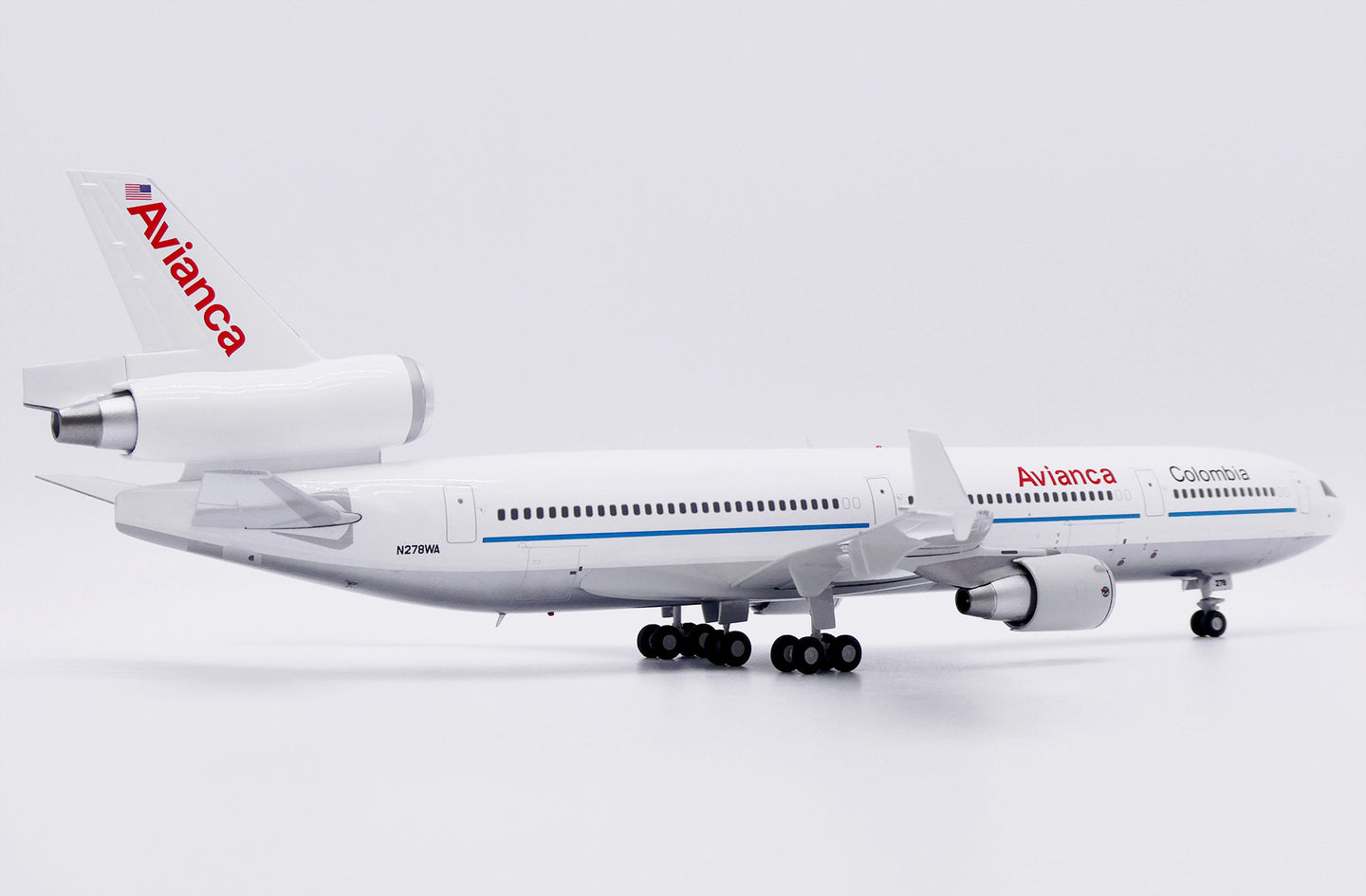 JC WINGS MD-11 AVIANCA COLOMBIA (POLISHED) REG: N278WA