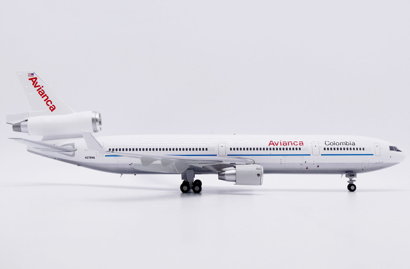 JC WINGS MD-11 AVIANCA COLOMBIA (POLISHED) REG: N278WA