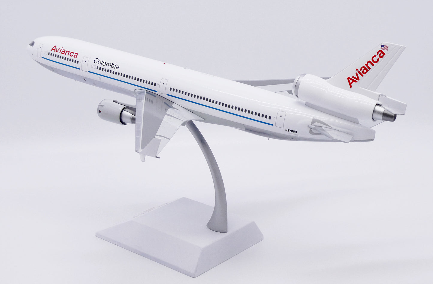JC WINGS MD-11 AVIANCA COLOMBIA (POLISHED) REG: N278WA