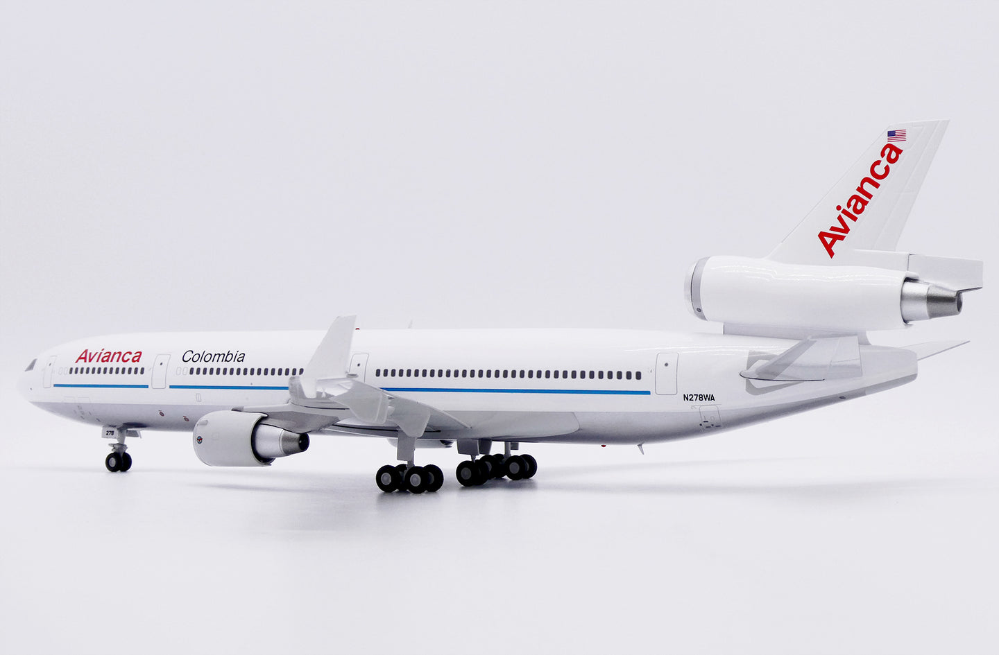 JC WINGS MD-11 AVIANCA COLOMBIA (POLISHED) REG: N278WA