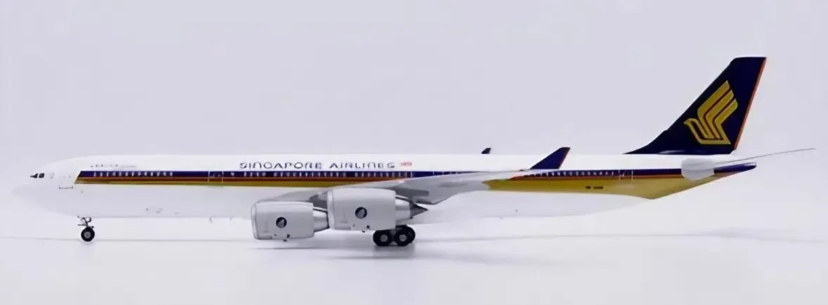 JC WINGS A340-500 SINGAPORE AIRLINES "LEADERSHIP" REG: 9V-SGB