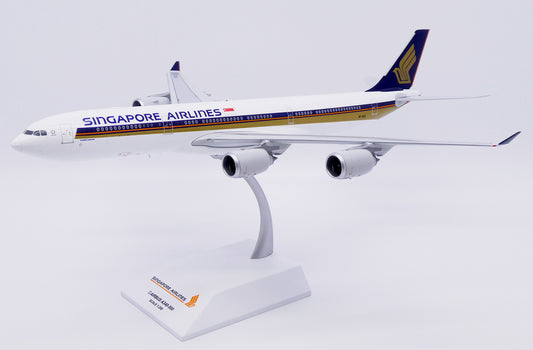 JC WINGS A340-500 SINGAPORE AIRLINES "LARGE TITLES" REG: 9V-SGD