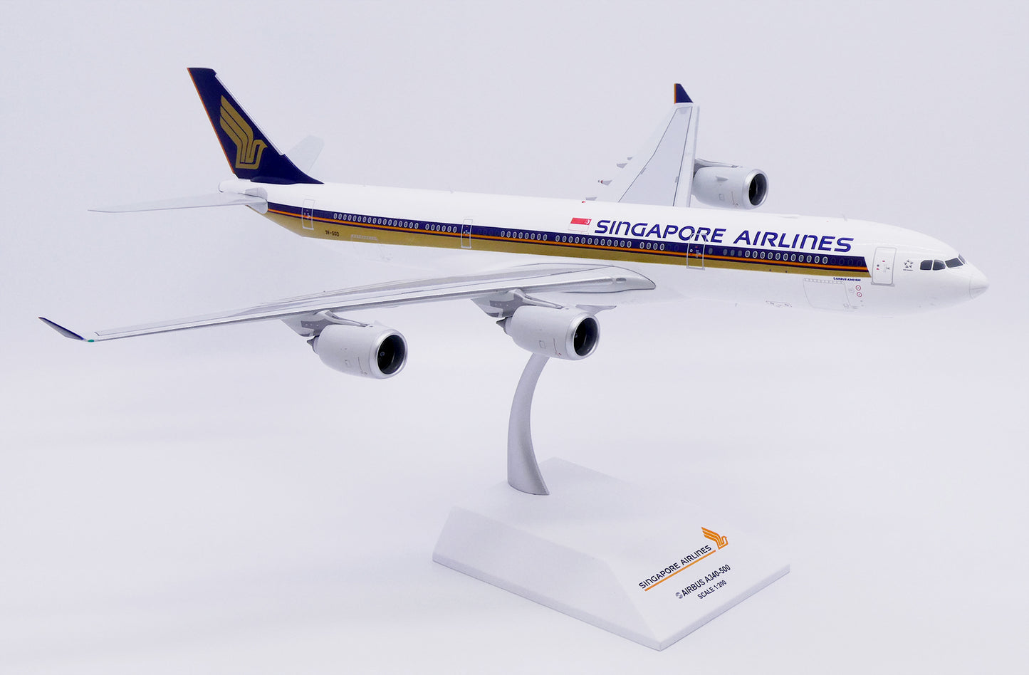 JC WINGS A340-500 SINGAPORE AIRLINES "LARGE TITLES" REG: 9V-SGD