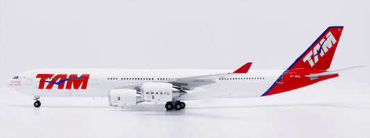 JC WINGS A340-500 TAM LINHAS AEREAS REG: PT-MSL