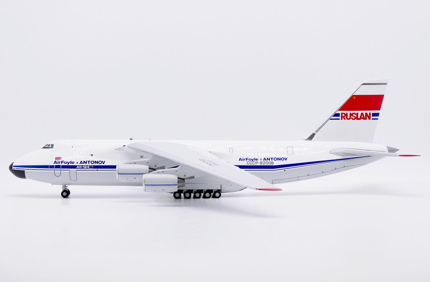 JC WINGS AN-124 AIRFOYLE RUSLAN REG: CCCP-82008