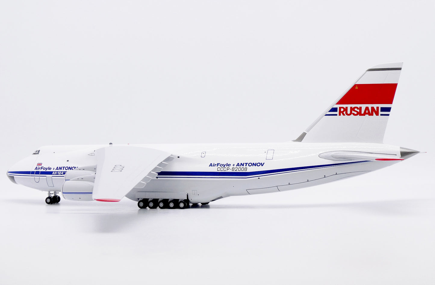 JC WINGS AN-124 AIRFOYLE RUSLAN REG: CCCP-82008