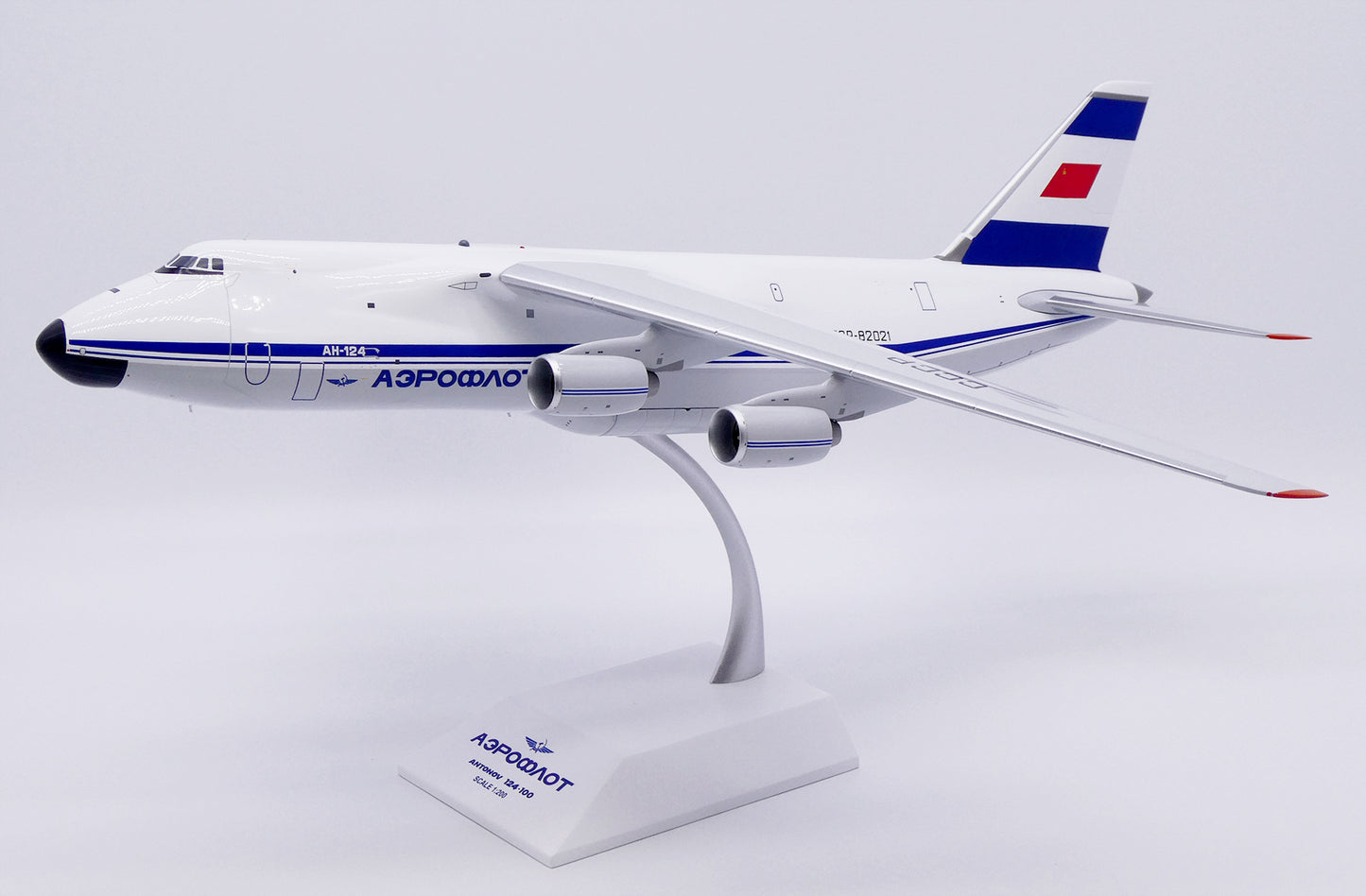 JC WINGS AN-124 AEROFLOT "BLUE STRIPES" REG: CCCP-82021