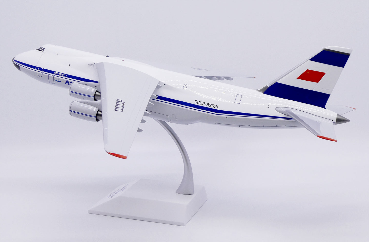 JC WINGS AN-124 AEROFLOT "BLUE STRIPES" REG: CCCP-82021