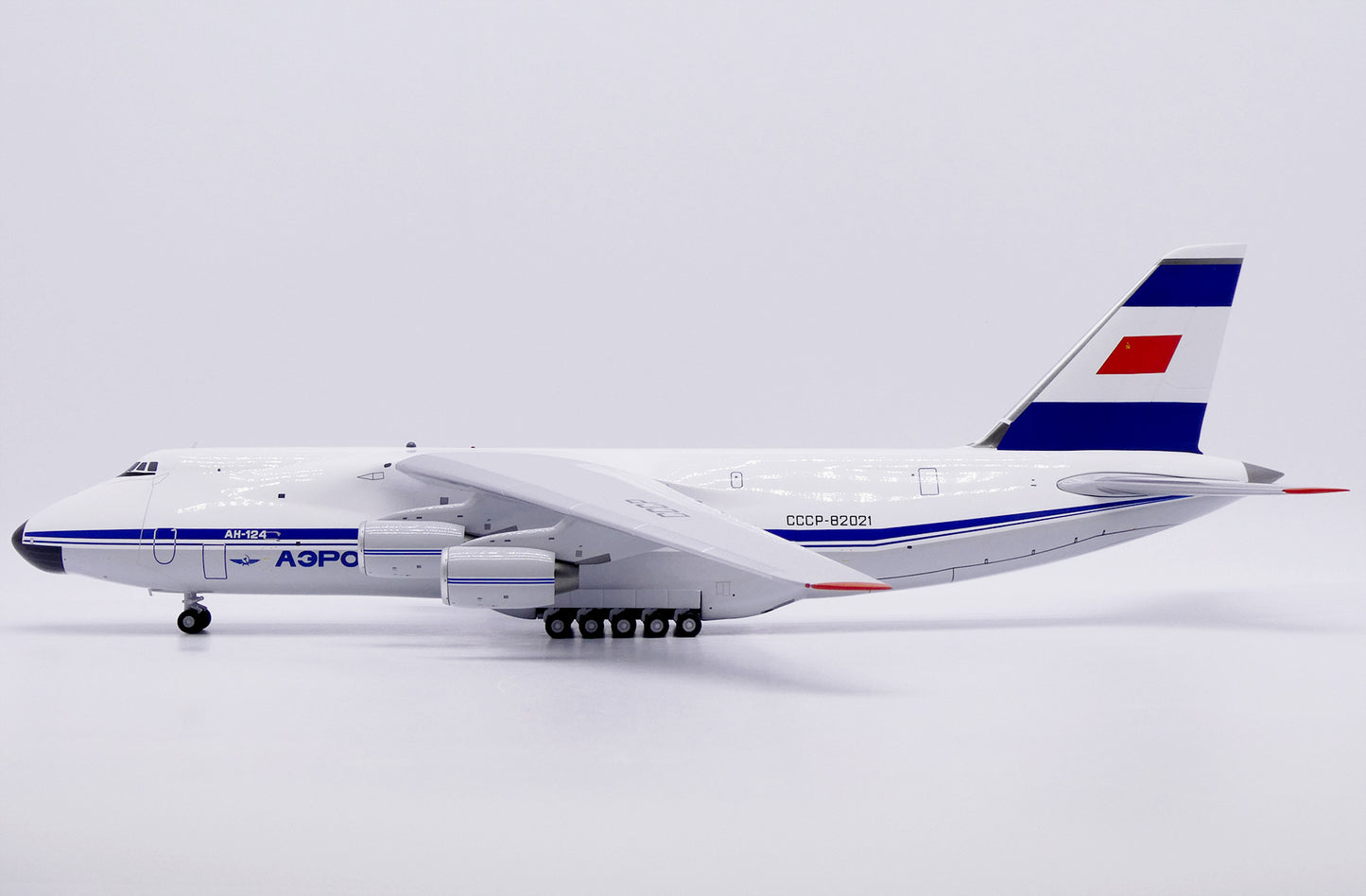 JC WINGS AN-124 AEROFLOT "BLUE STRIPES" REG: CCCP-82021