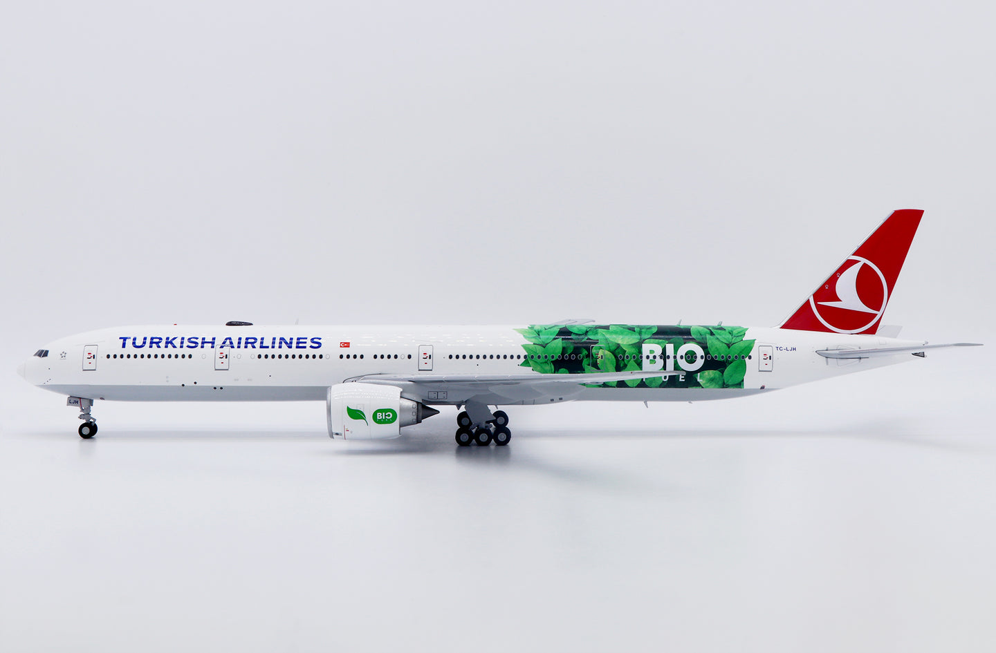 JC WINGS B777-300ER TURKISH AIRLINES "BIOFUEL" REG: TC-LJH
