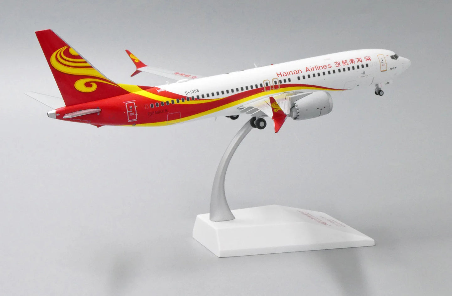 JC WINGS B737 MAX 8 HAINAN AIRLINES REG: B-1388