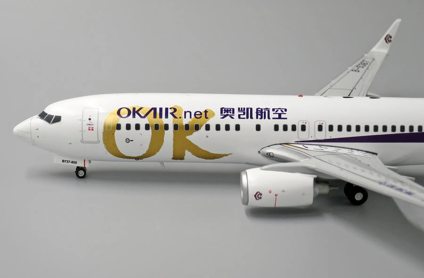 JC WINGS B737-800 OK AIR "OLD SCHEME" REG: B-5367