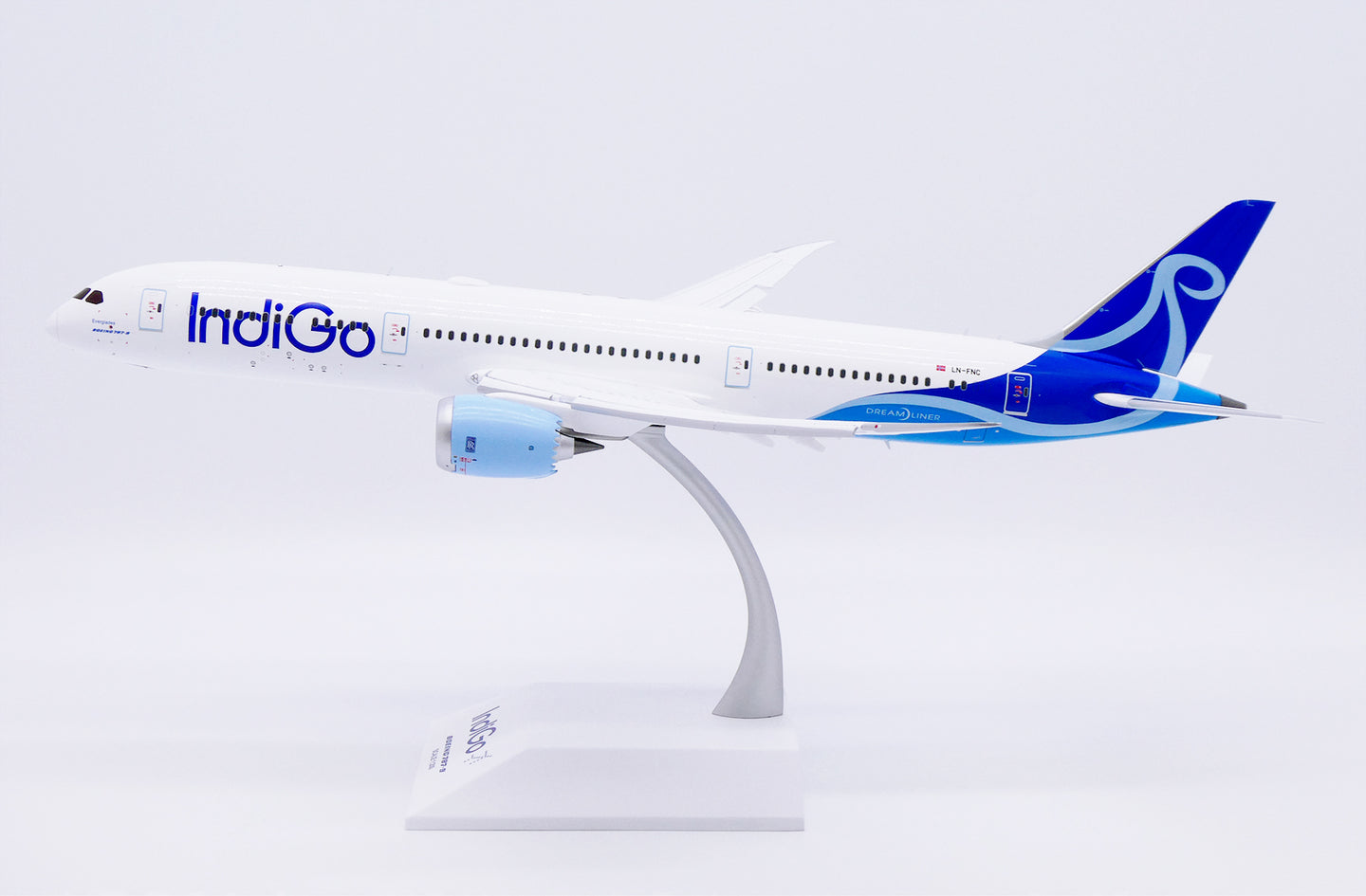JC WINGS B787-9 DREAMLINER INDIGO (NORSE ATLANTIC AIRWAYS) (FLAPS DOWN) REG: LN-FNC