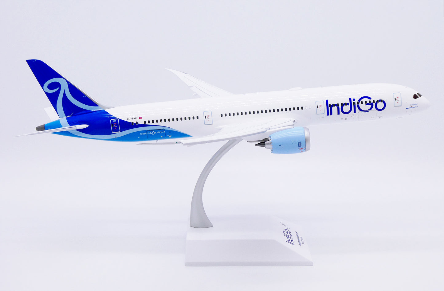 JC WINGS B787-9 DREAMLINER INDIGO (NORSE ATLANTIC AIRWAYS) (FLAPS DOWN) REG: LN-FNC