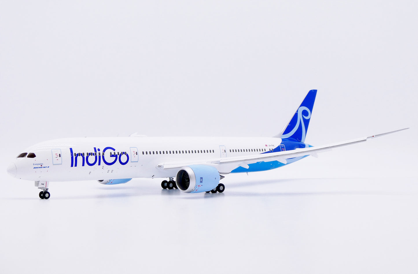 JC WINGS B787-9 DREAMLINER INDIGO (NORSE ATLANTIC AIRWAYS) (FLAPS DOWN) REG: LN-FNC