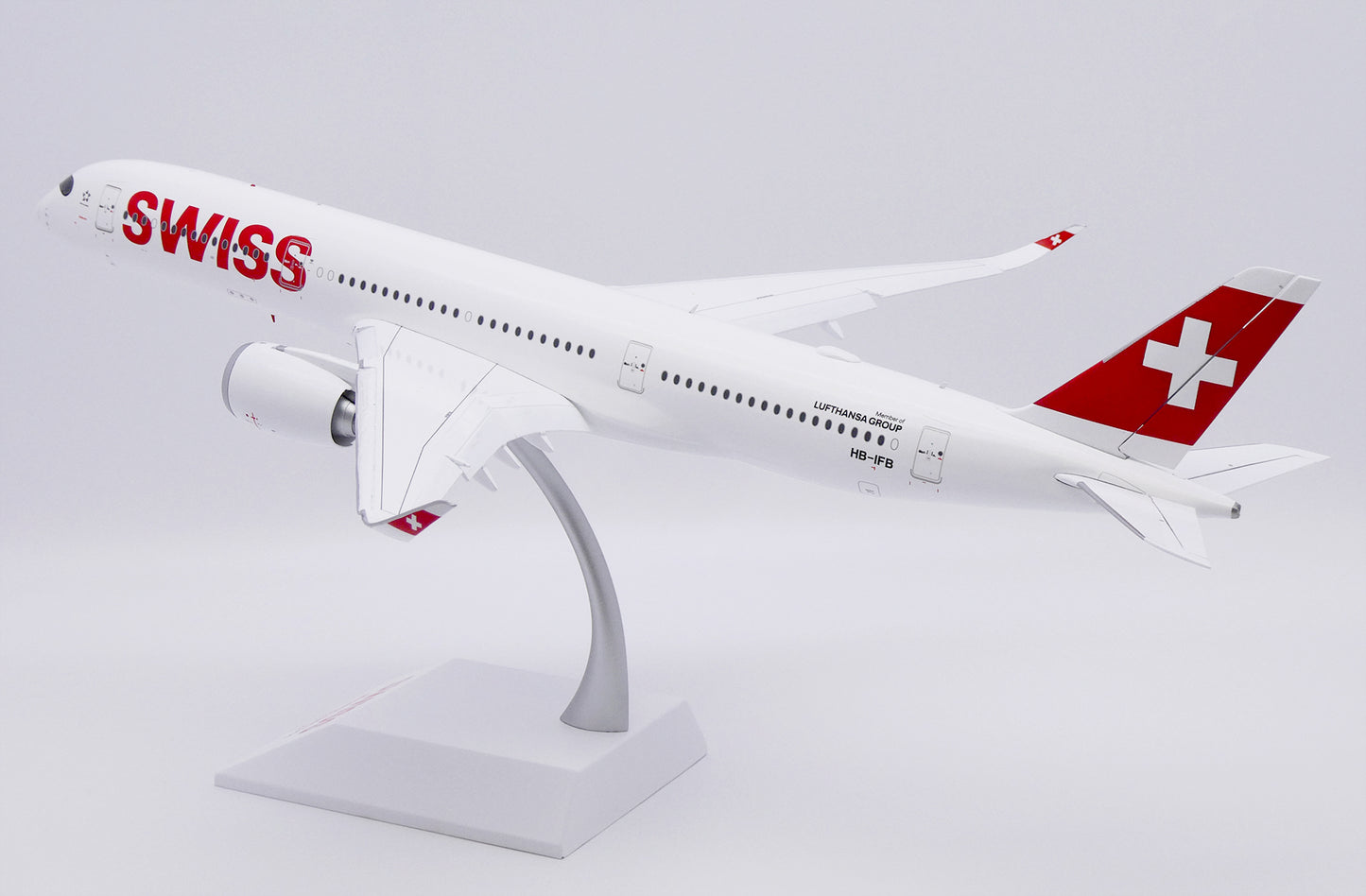 JC WINGS A350-900XWB SWISS (FLAPS DOWN) REG: HB-IFB