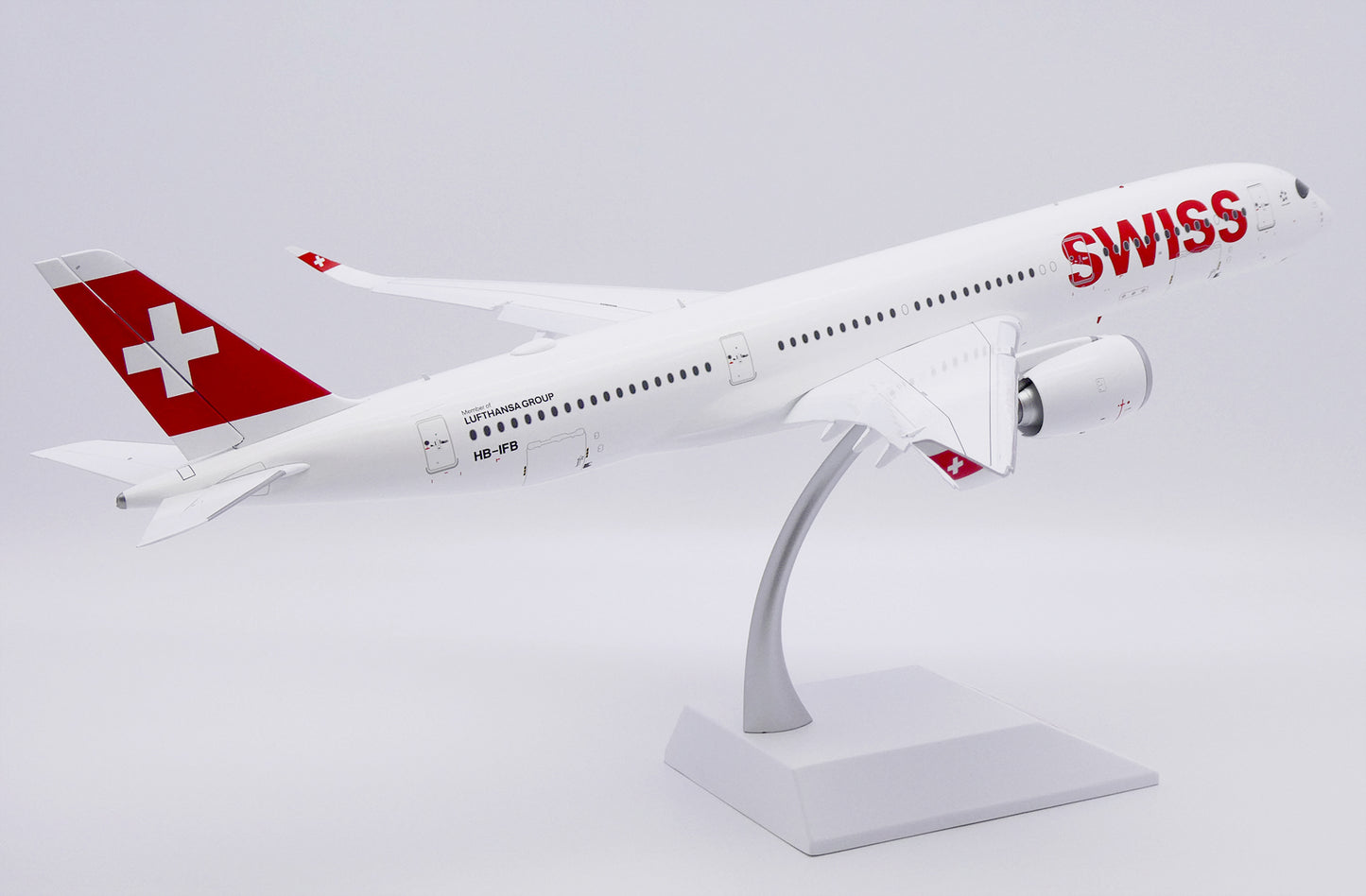 JC WINGS A350-900XWB SWISS (FLAPS DOWN) REG: HB-IFB