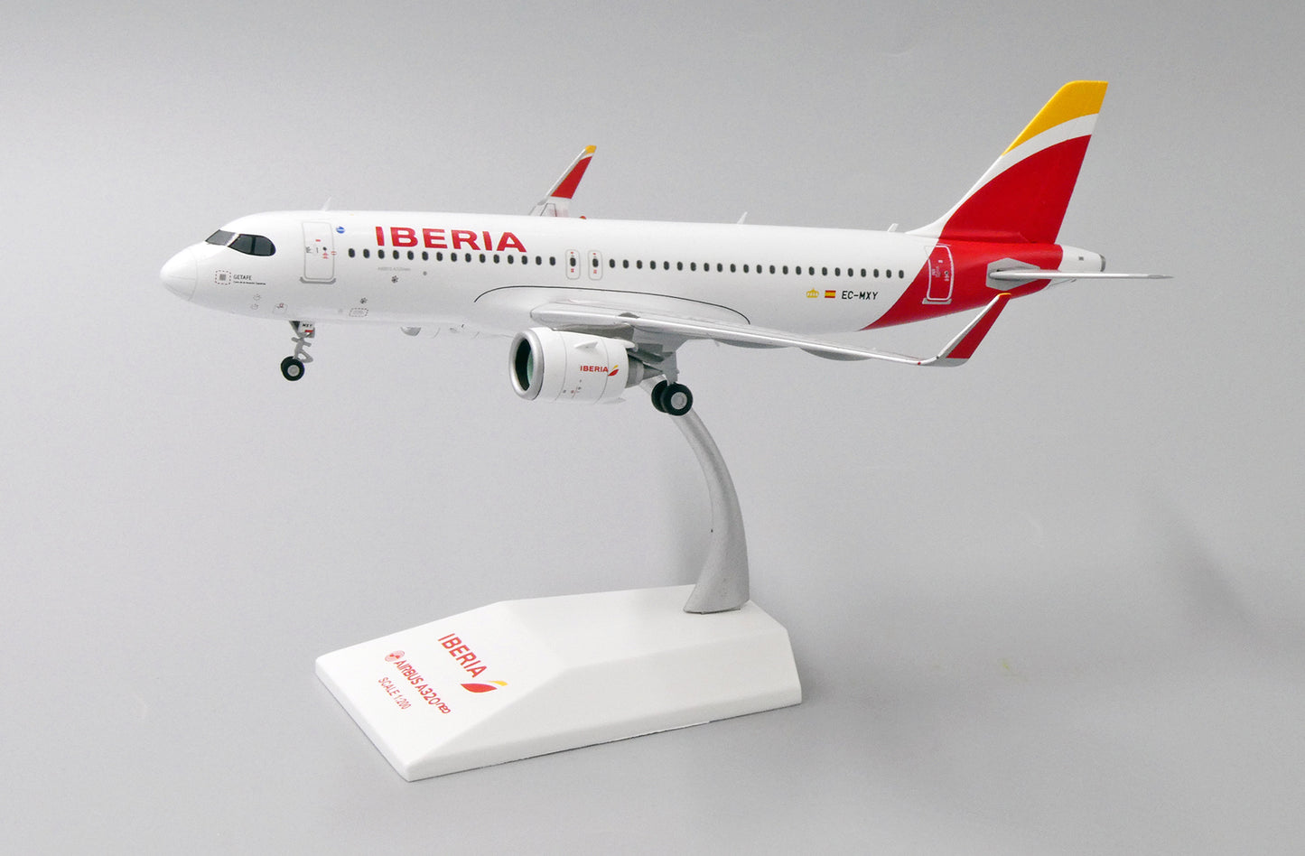 JCWINGS AIRBUS A320NEO IBERIA REG: EC-MXY