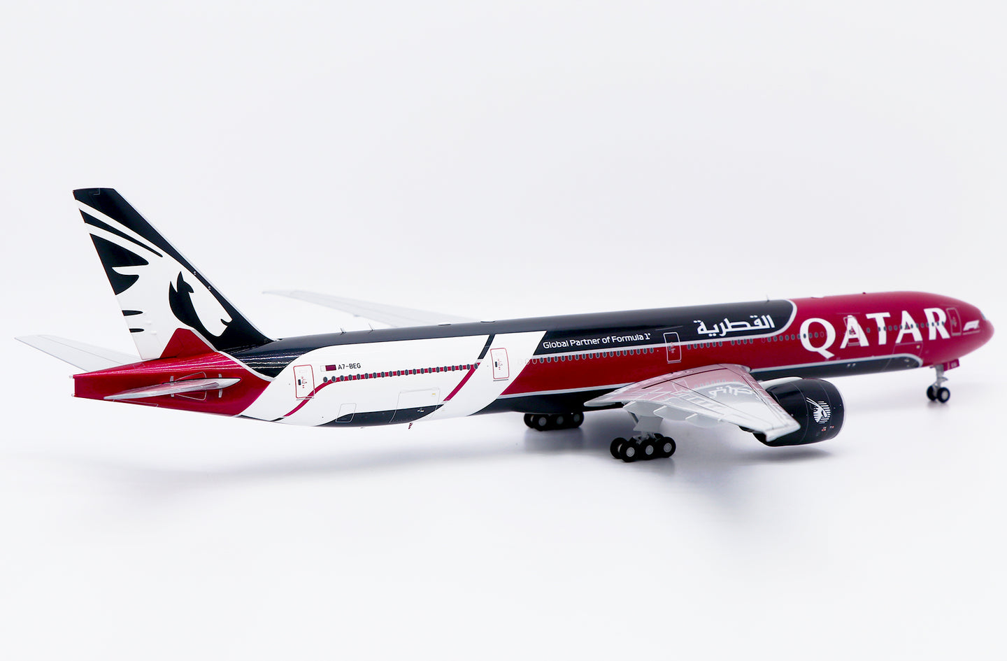 JC WINGS B777-300ER QATAR AIRWAYS "FORMULA 1" REG: A7-BEG