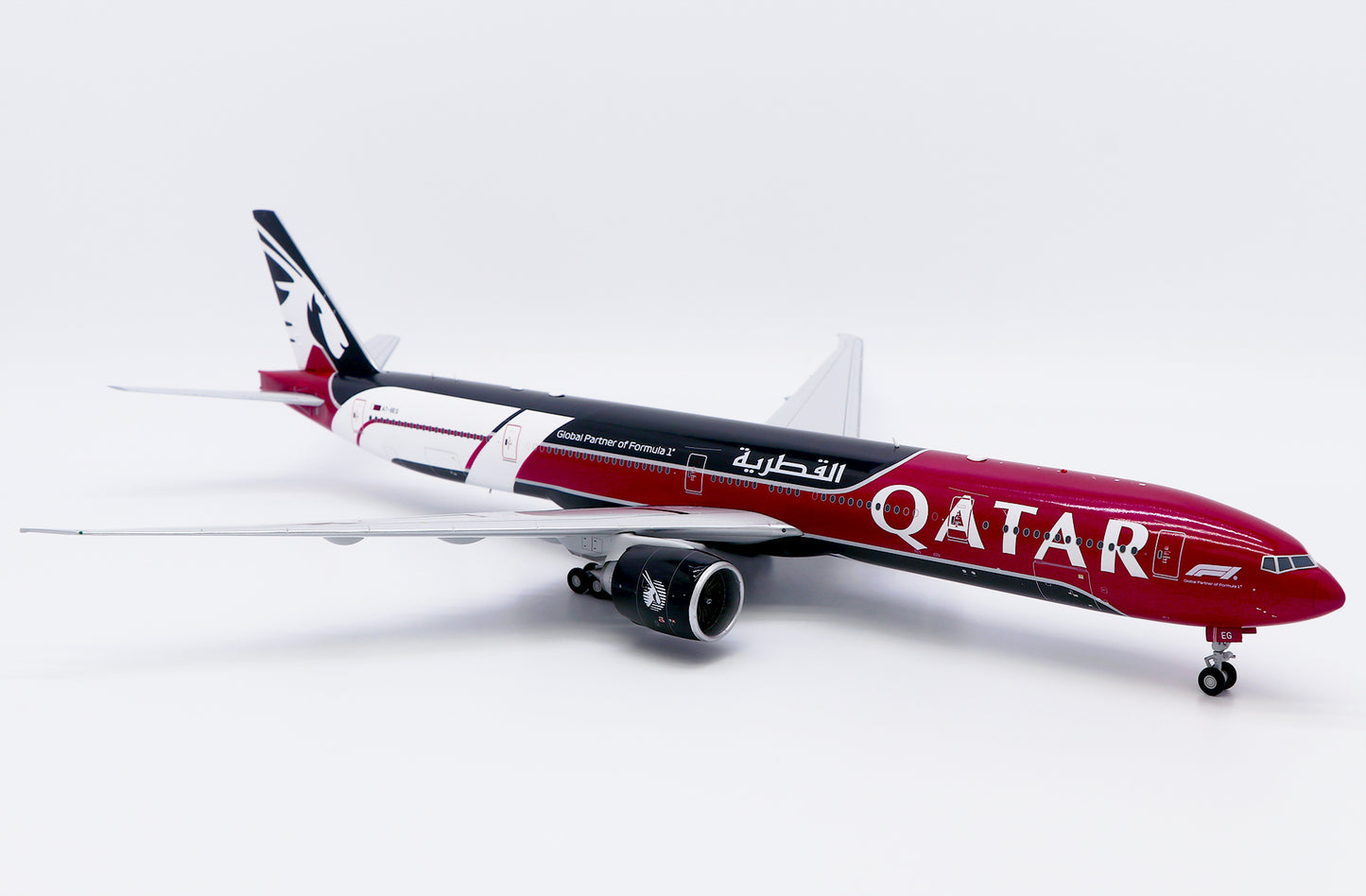 JC WINGS B777-300ER QATAR AIRWAYS "FORMULA 1" REG: A7-BEG