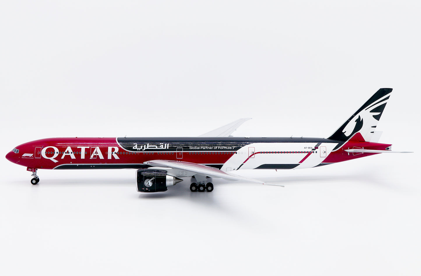 JC WINGS B777-300ER QATAR AIRWAYS "FORMULA 1" REG: A7-BEG