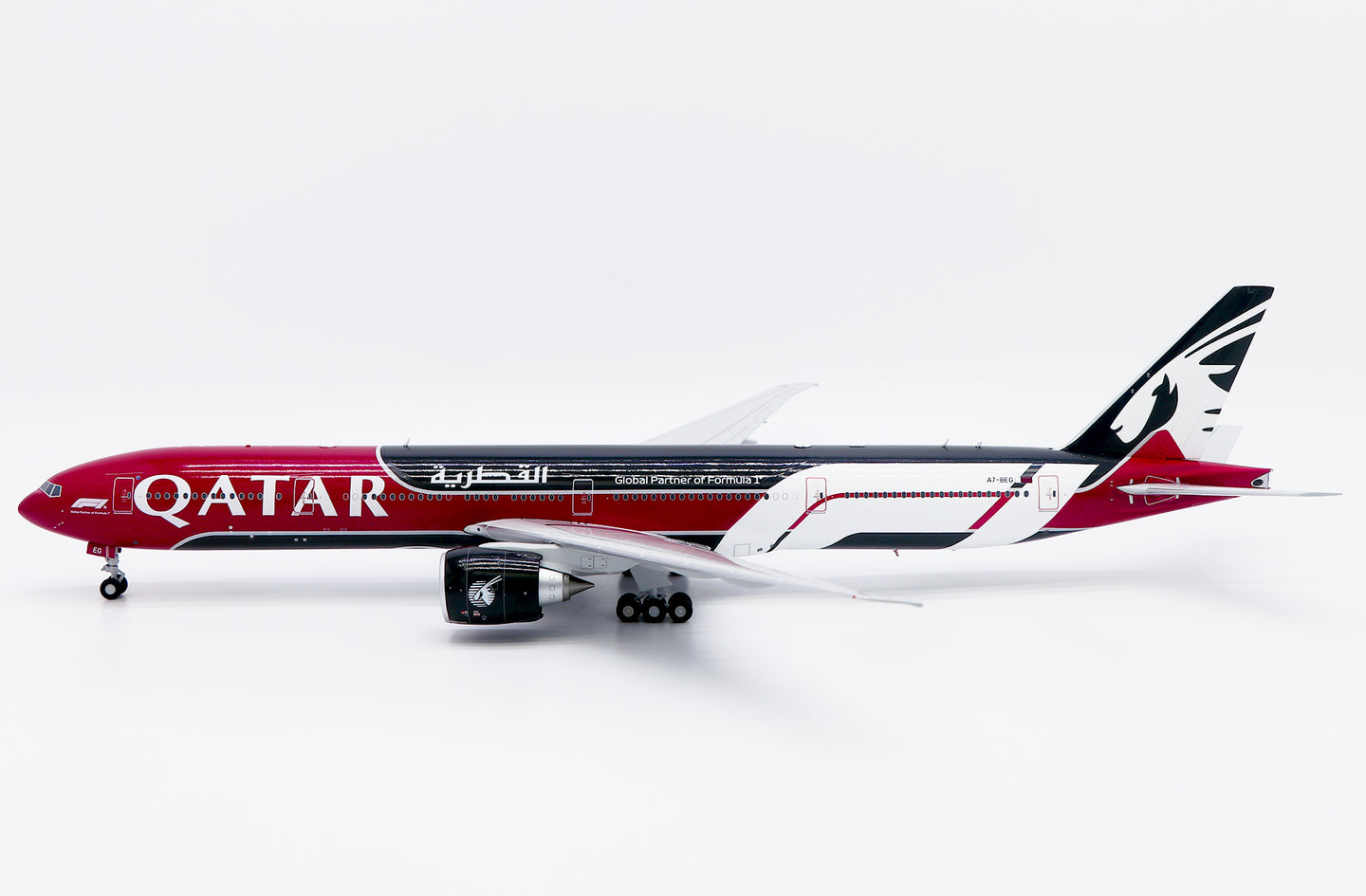 JC WINGS B777-300ER QATAR AIRWAYS "FORMULA 1" REG: A7-BEG