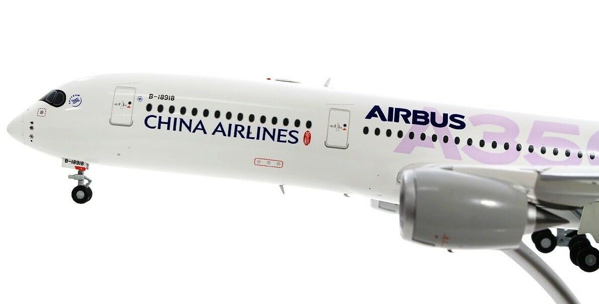 JC WINGS A350-900XWB CHINA AIRLINES (FLAPS DOWN) REG: B-18918