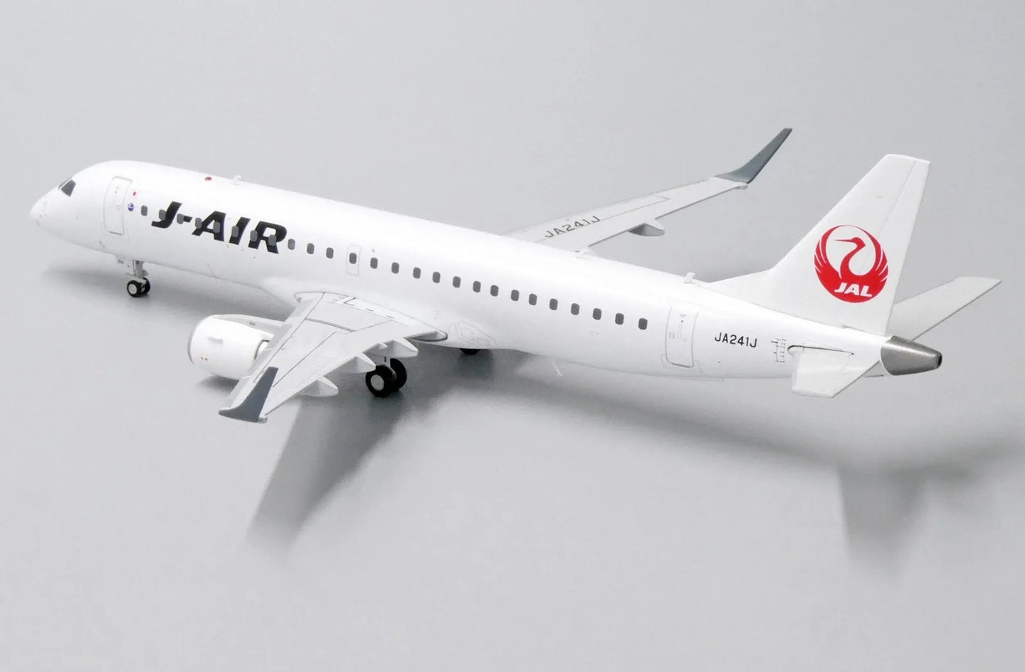 JC WINGS ERJ-190STD J-AIR REG: JA241J