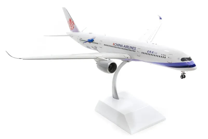 JCWINGS CHINA AIRLINES A350-900 REG: B-18908 FLAP DOWN