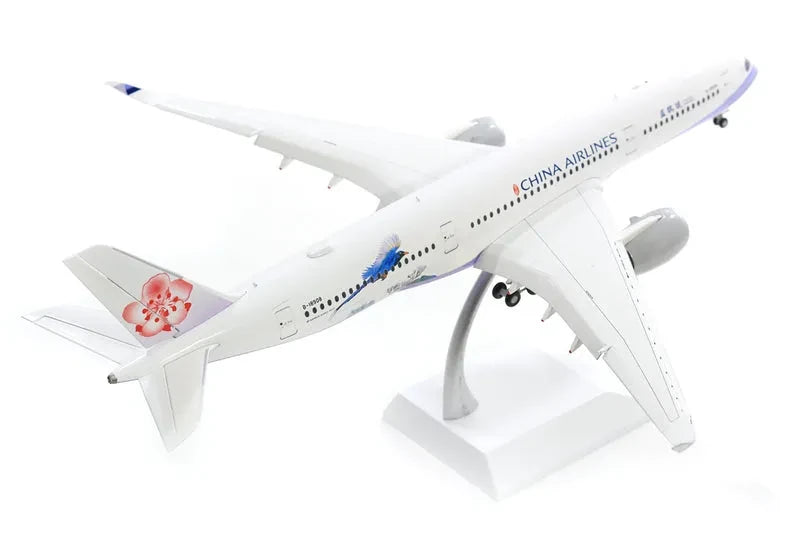 JCWINGS CHINA AIRLINES A350-900 REG: B-18908 FLAP DOWN