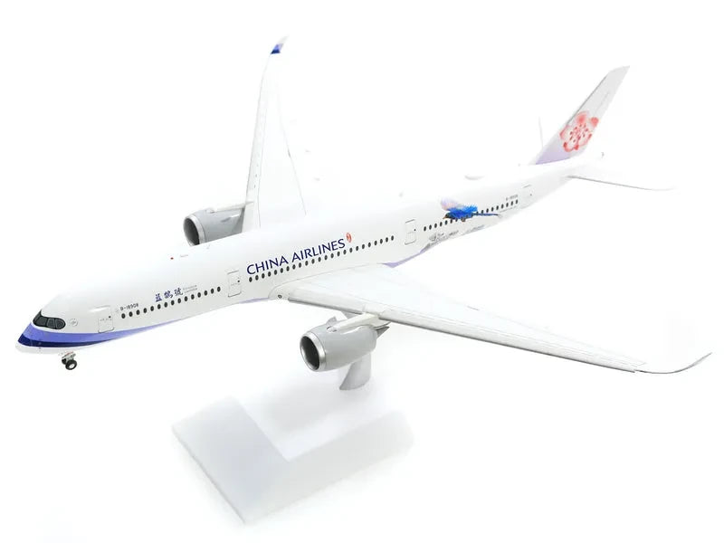 JCWINGS CHINA AIRLINES A350-900 REG: B-18908 FLAP DOWN