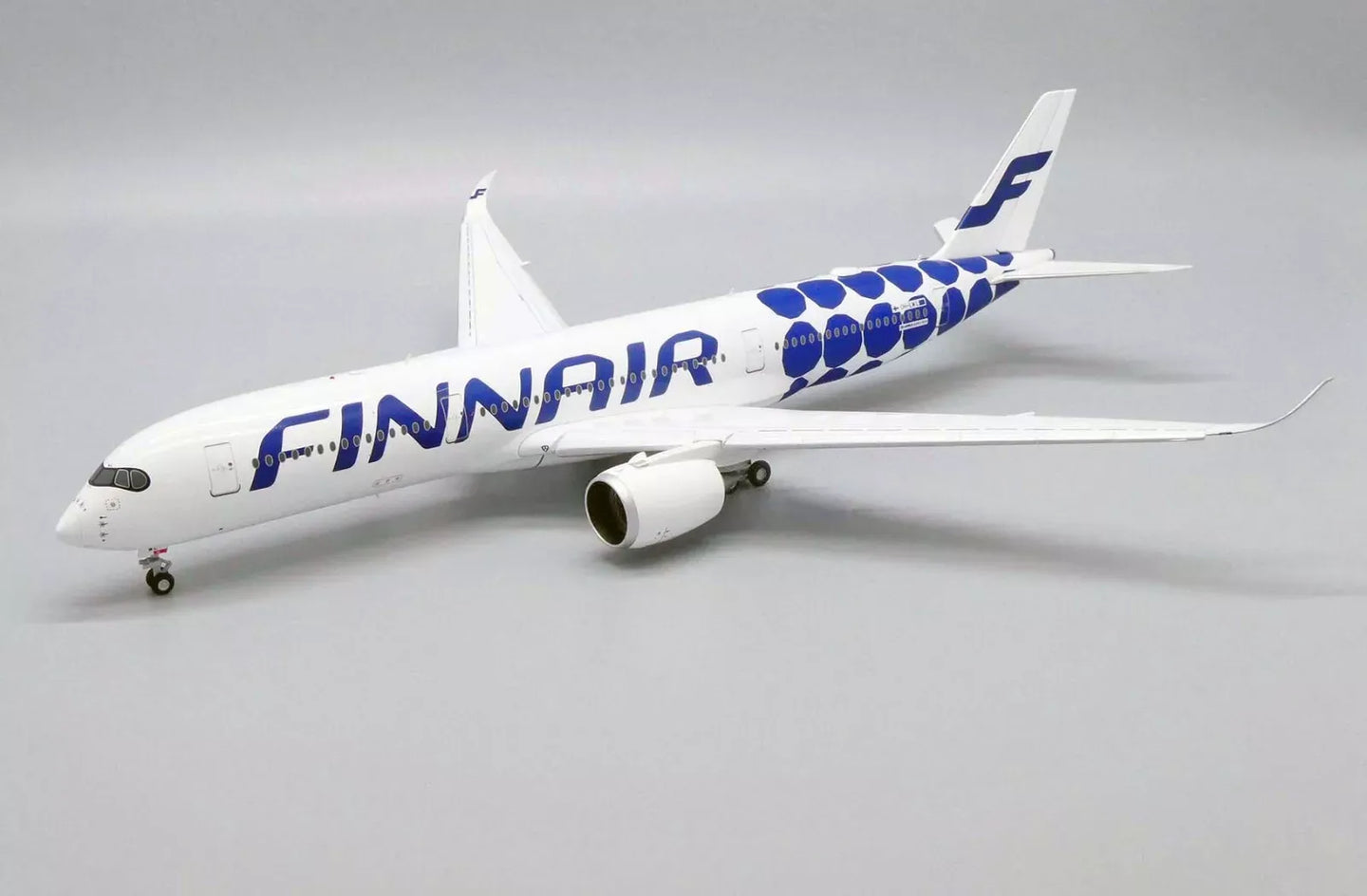 JC WINGS A350-900XWB FINNAIR "MARIMEKKO KIVET" (FLAPS DOWN) REG: OH-LWL