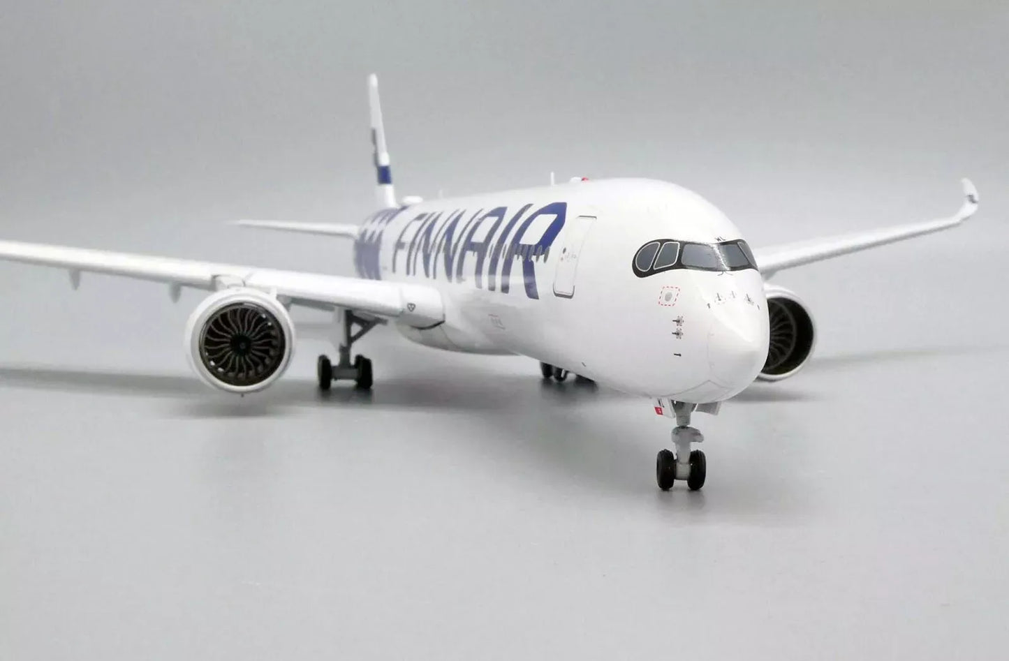 JC WINGS A350-900XWB FINNAIR "MARIMEKKO KIVET" (FLAPS DOWN) REG: OH-LWL
