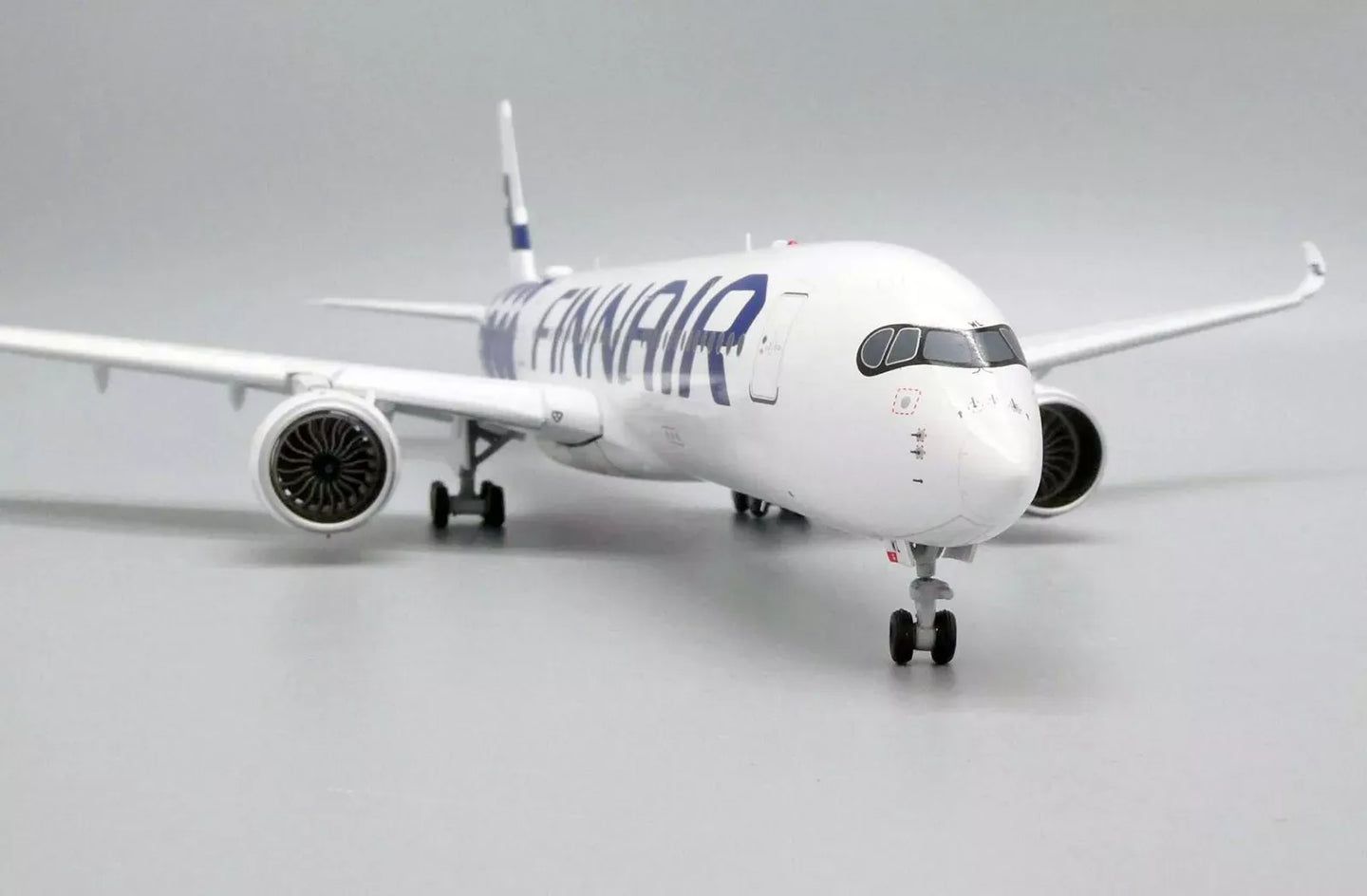 JC WINGS A350-900XWB FINNAIR "MARIMEKKO KIVET" (FLAPS DOWN) REG: OH-LWL