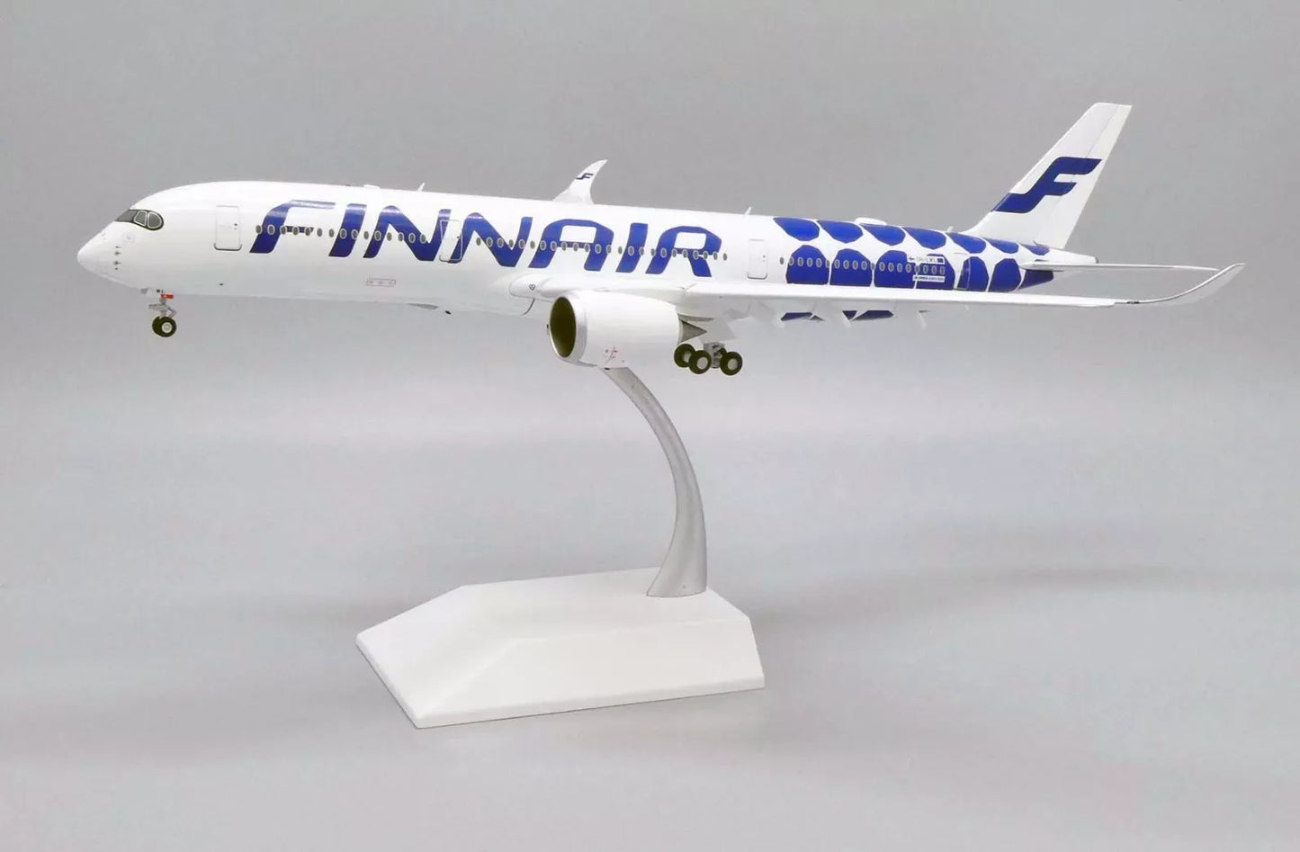 JC WINGS A350-900XWB FINNAIR "MARIMEKKO KIVET" (FLAPS DOWN) REG: OH-LWL