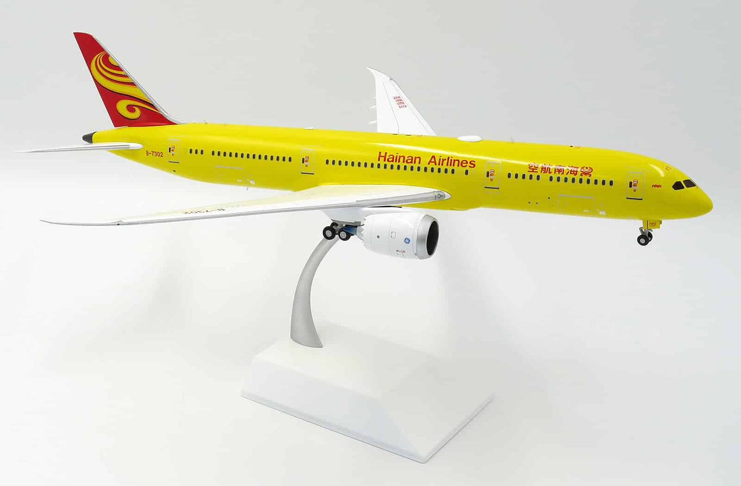JCWINGS B787-9 HAINAN AIRLINES REG: B-7302