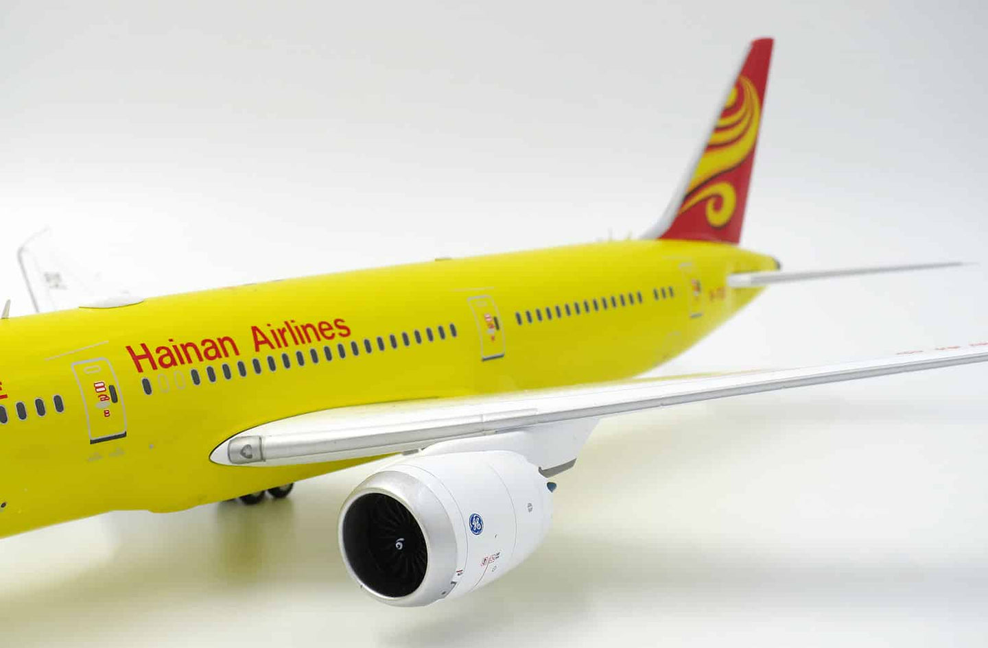 JCWINGS B787-9 HAINAN AIRLINES REG: B-7302