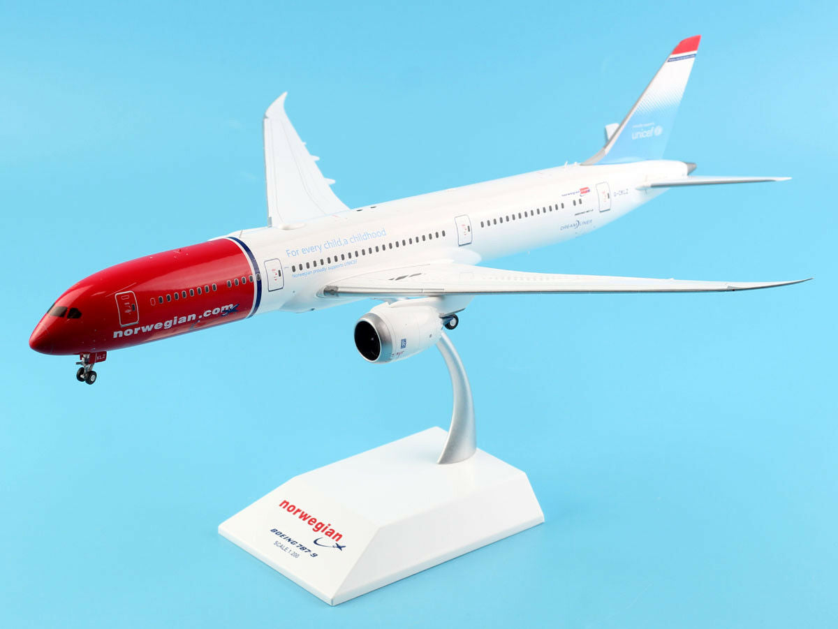 JC WINGS B787-9 DREAMLINER NORWEGIAN AIR "UNICEF LIVERY" REG: G-CKLZ