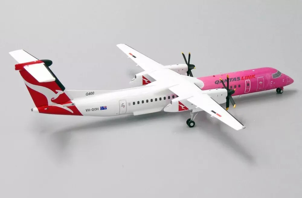 JC WINGS DASH 8-Q400 QANTASLINK "PINK RIBBON" REG: VH-QOH