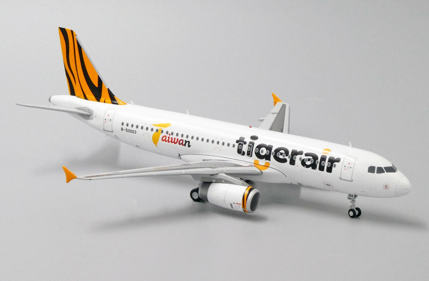JCWINGS TIGERAIR TAIWAN A320 REG: B-50003