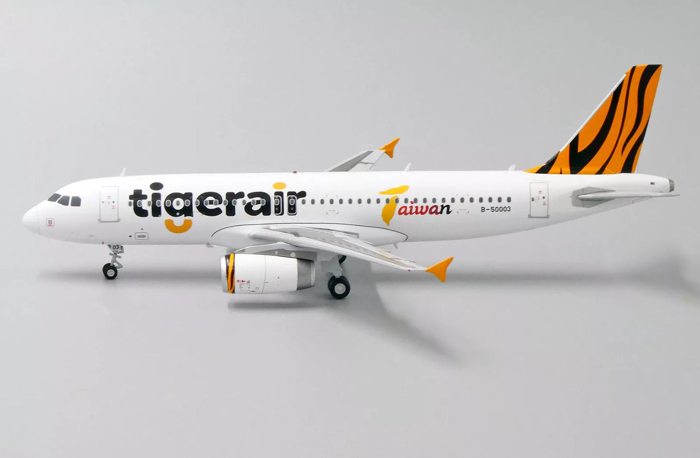 JCWINGS TIGERAIR TAIWAN A320 REG: B-50003