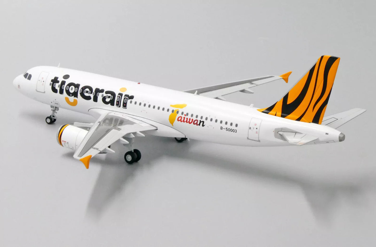 JCWINGS TIGERAIR TAIWAN A320 REG: B-50003